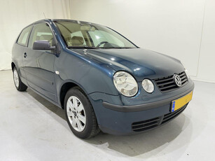 Volkswagen Polo 1.4-16V Automaat Comfortline