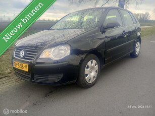 Volkswagen Polo 1.4-16V Trendline