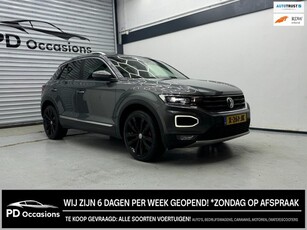 Volkswagen T-ROC 1.5 TSI Sport ACC - Camera - Leer - Navi -