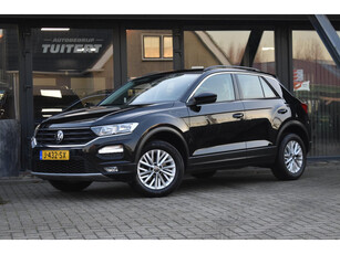 Volkswagen T-Roc 1.5 TSI Style | ADAPTIEVE CRUISE CONTROLE | LANE ASSIST | PARKEERSENSOREN VOOR EN ACHTER | CLIMATE CONTROLE