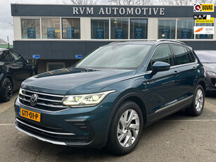 Volkswagen Tiguan 1.4 TSI eHybrid ELEGANCE VAN: 38.900,- VOOR 36.899,- EINDEJAARSVOORDEEL: 2.023,-| PANO | CAMERA | TREKHAAK |