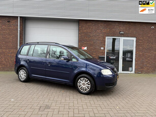 Volkswagen Touran 2.0-16V FSI Trendline|AIRCO|NIEUWE APK|CRUISE