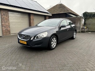 Volvo S60 1.6 T3 Automaat Kinetic