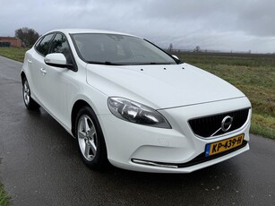 Volvo V40 2.0 T2 Nordic CLIMA/PDC/NAVI/NL-AUTO (bj 2016)