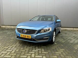 Volvo V60 1.6 T3 Summum Let op! Wij zijn gesloten van 06-01