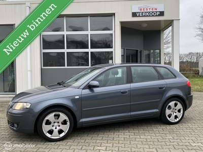 AUDI A3 1.6 FSi Ambition. Mooie Auto !!