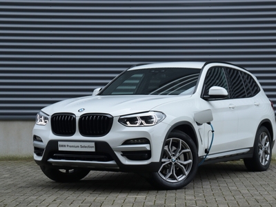 BMW X3 xDrive30e | High Executive / xLine / Parking Pack / Sportstoelen / Trekhaak / Hi-Fi / 19'' LMV - Spring Sale