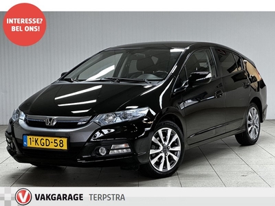 Honda Insight 1.3 Exclusive/ Automaat!/ Flippers/ LED Dagrijverl./ Stoelverw./ Clima/ Cruise/ Elek. pakket/ Isofix/ Armsteun/ Multi. LEDER. Stuur/ 16'' LMV/ Mistl./ PDC/ Extra getint glas.