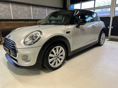 MINI MINI Cooper 1.5 Chili. Navigatie, Half leer, LED,Head up . Zeer mooi !!