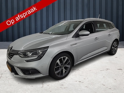 RENAULT MEGANE Estate 1.5 dCi Bose (111PK), 2e-Eigenaar, Keurig-Onderh., Navigatie/Apple-Carplay/Android-Auto, Parkeersensoren-V+A, Keyless-Entry/Start, LM.-Velgen-17Inch, Airco/Climate-Control, Stoelverwarming, Premium-Audio, Dodehoeksensor, Leer/Stof, Privacy-Glas,...