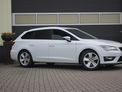 SEAT LEON ST 1.4 TSI FR First Edition | DAB+ | Trekhaak | Navigatie |