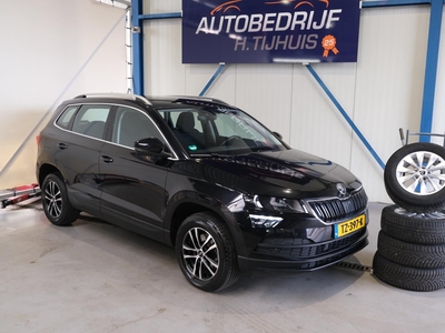 SKODA KAROQ 1.6 TDI Ambition > EXPORT NETTO €9950,- < Airco, Cruise, Navi, PDC, Trekhaak.