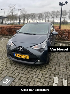 TOYOTA AYGO 1.0 VVT-i 72Pk x-joy | Apple & Android Carplay | Climate Control | Achteruitrijcamera | Privacy Glass | Snelheidsbegrenzer |