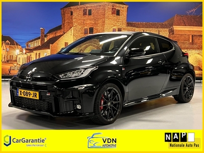 TOYOTA YARIS 1.6 GR Four Performance 260PK LED Camera Nieuwstaat