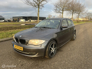 BMW 1-serie 120i High Executive Automaat 2004