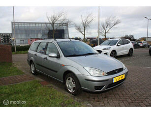 Ford Focus Wagon 1.6-16V Trend