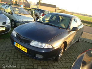 Mitsubishi Carisma 1.6 GL