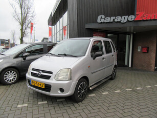 Opel Agila 1.2-16V Essentia