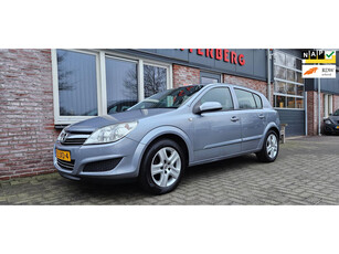 Opel Astra 1.6 Essentia Airco! Trekhaak! Cruise Control! Leuke Auto!