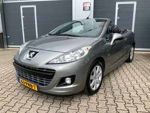 Peugeot 207 CC 1.6 VTi Roland Garros Leder