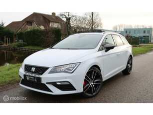 Seat Leon ST 2.0 TSI DSG CUPRA 300 4DRIVE / Pano / Schaal