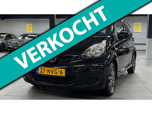 Toyota Aygo 1.0-12V Comfort 5-deurs navigatie lm-velgen elektrische pakket dealer onderhouden