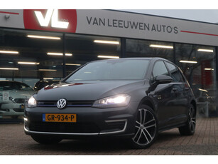 Volkswagen Golf 1.4 TSI GTE | Navigatie | Panorama | 18'' Inch velgen |