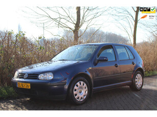 Volkswagen Golf 1.6 Trendline