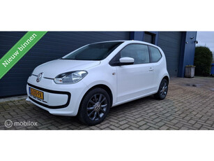 Volkswagen Up! 1.0 Airco,Lichtmetaal.