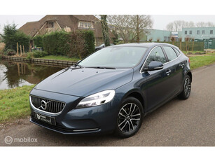 Volvo V40 2.0 D2 Inscription / Pano / Trekhaak / Leder