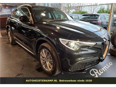 Alfa Romeo Stelvio 2.2 JTD Super Q4 AWD 190 PK Parking Pack