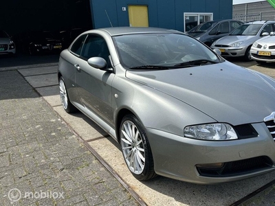 Alfa Romeo GT 2.0 JTS Distinctive Automaaat,Cruise control