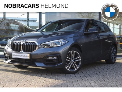 BMW 1-SERIE 118i Executive Sport Line Automaat / Sportstoelen / LED / Live Cockpit Professional / Stoelverwarming / PDC voor + achter