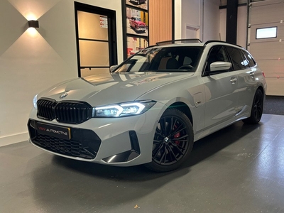 BMW 3-serie Touring 330e xDrive M Sport | H&K | HuD | Pano | Xenon | CarPlay | Dab | Leder | Cam | ACC | Stuurverwarming|