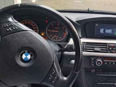 BMW 320d 2009