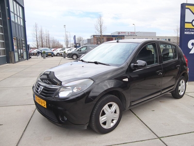 Dacia Sandero 1.2 Blackline exclusive Airco, LMV, NL auto, dealer onderhouden