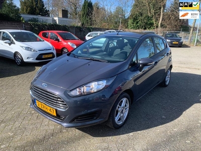 Ford Fiesta 1.0 Style // 5-deurs // Airco // Nieuwe APK