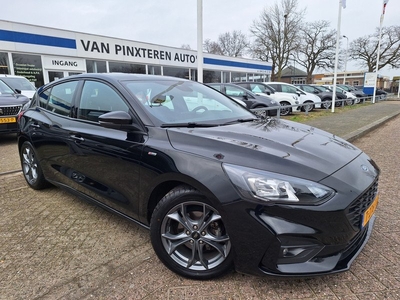 Ford Focus 1.0 EcoBoost Hybrid ST Line Business