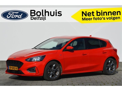 Ford Focus ST-Line Business EcoBoost 125 pk | Winterpack | Comfort pack | Privacy Glass