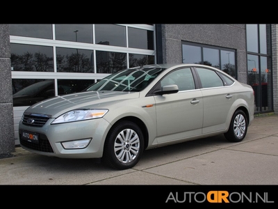 Ford Mondeo 2.0-16V 146 Pk Ghia Sedan Trekhaak