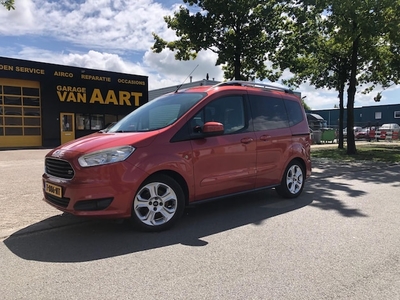 Ford Tourneo Courier Benzine