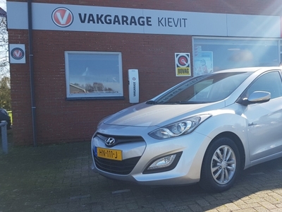 HYUNDAI I30 1.6 GDI i-Motion Pl.