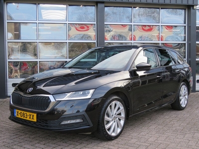 Škoda Octavia Combi 1.4 TSI 204pk iV PHEV Business Edition Plus / Camera / Stoel en stuur verw. / BOVAG garantie