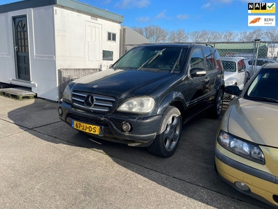 Mercedes-Benz M-klasse 400 CDI / EXPORT / ONLY FOR PARTS !! GEAR BOX ENGINE OK !