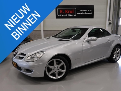 Mercedes-Benz SLK-klasse 200 K. Leer Airco NL-auto NAP Youngtimer nekverwarming navigatie zeer nette staat rood leer breedset 17 inch sportvelgen boekjes aanwezig Harman Kardon