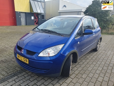 Mitsubishi Colt Benzine