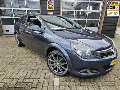 Opel Astra GTC 1.8 Cosmo,leuke auto,lage km