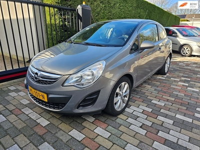 Opel Corsa Benzine