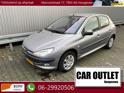 Peugeot 206 1.4 Gentry Leer/Alc, Clima & nw. APK – Inruil Mogelijk –