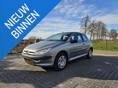 Peugeot 206 1.4 XR 2de eigenaar, 136.590 km!! NAP!!